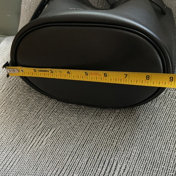 authentic Marc Jacobs leather bag - Picture 12 of 16